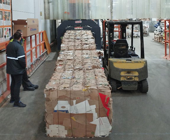 Solution de presse à carton à haut rendement pour les supermarchés à grande échelle en Russie