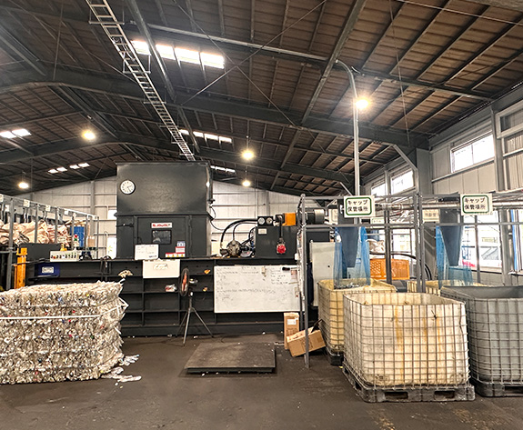 Solution de compression à haut rendement pour les entreprises japonaises de recyclage de PET